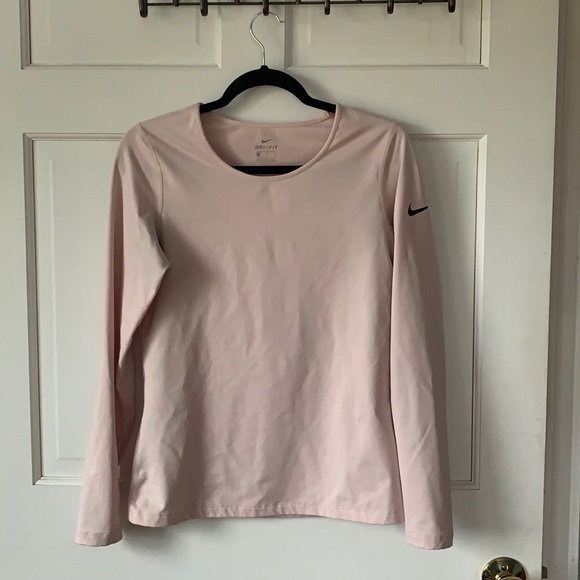 Nike Tops - Nike Dri-Fit Ling Sleeve Top